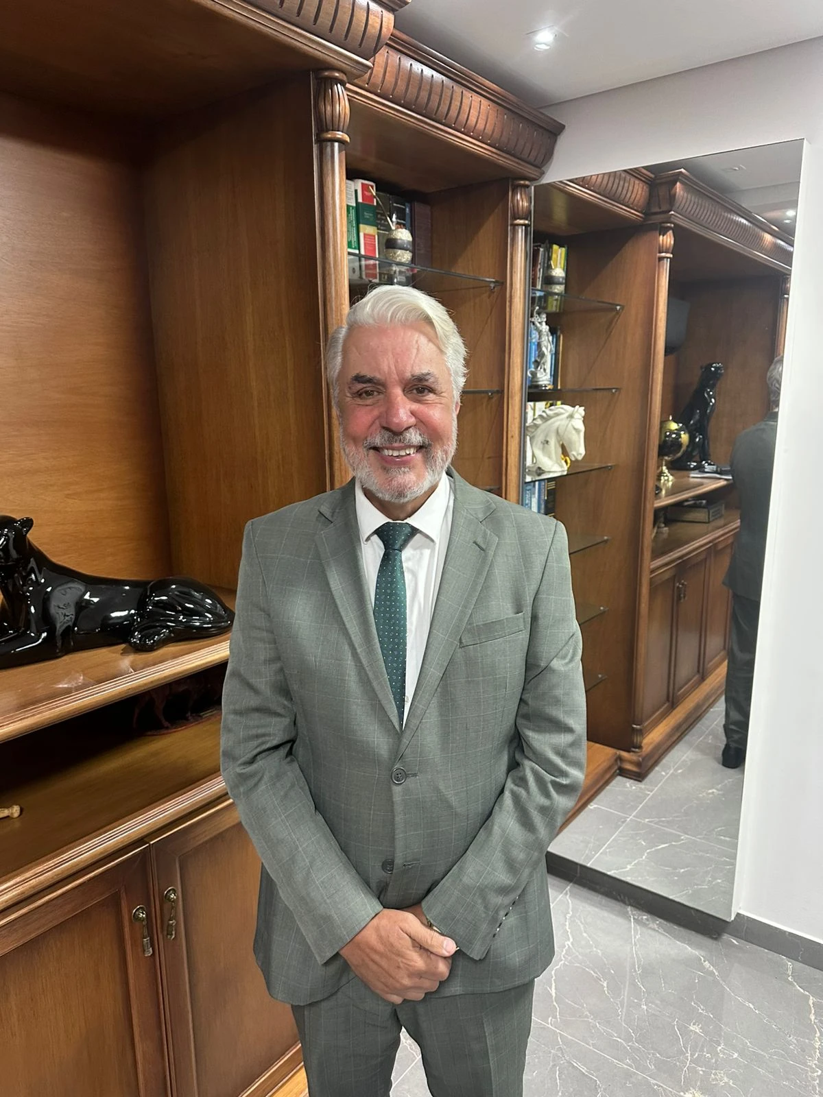 Retrato oficial de Roseri Rogério da Silva, Secretário Adjunto